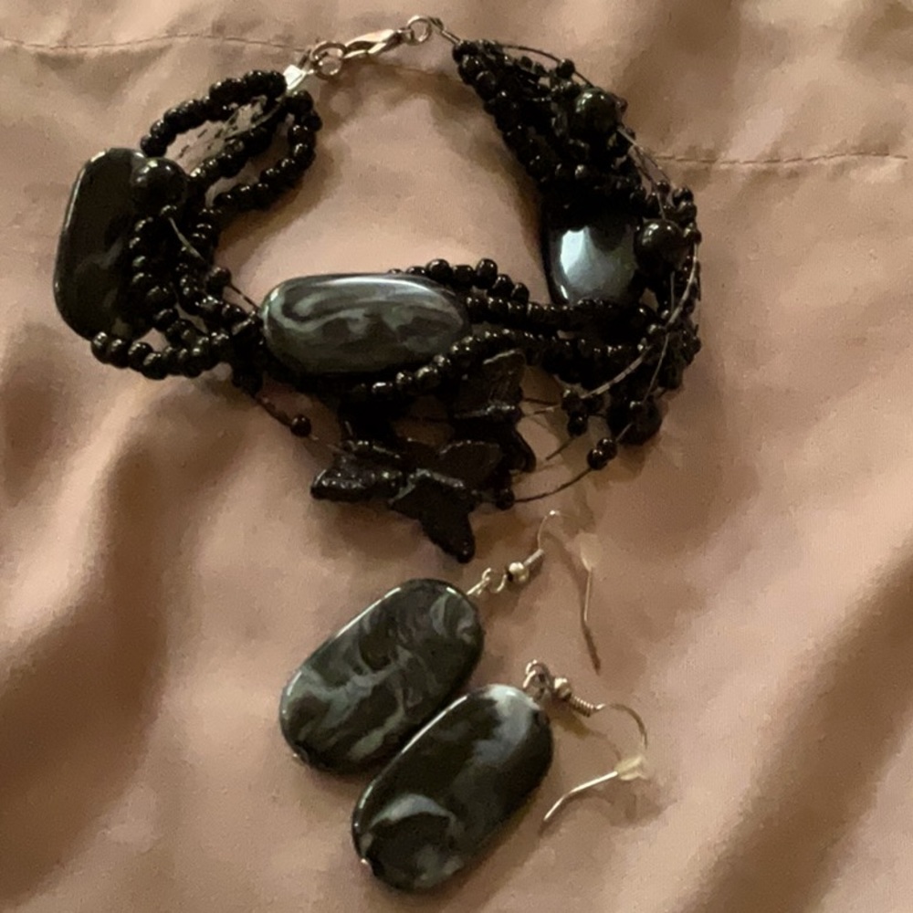 Black marble earrings with bracelet (butterfly)